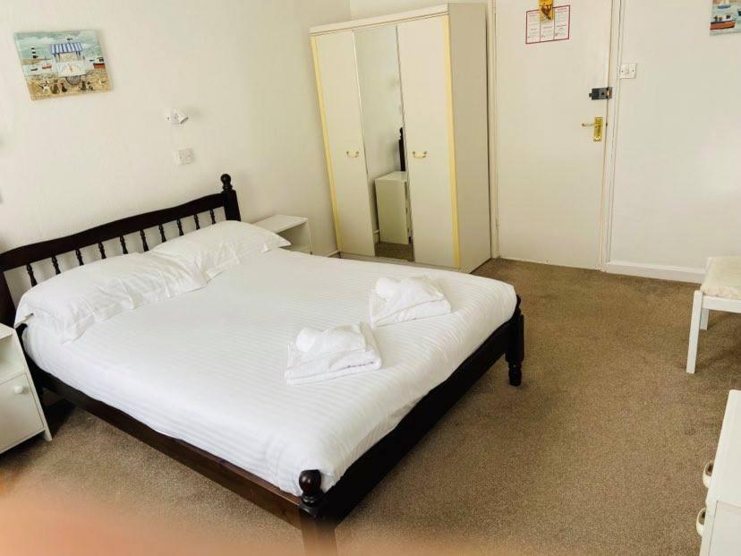 Seawold Guest House Saint Brélade Esterno foto